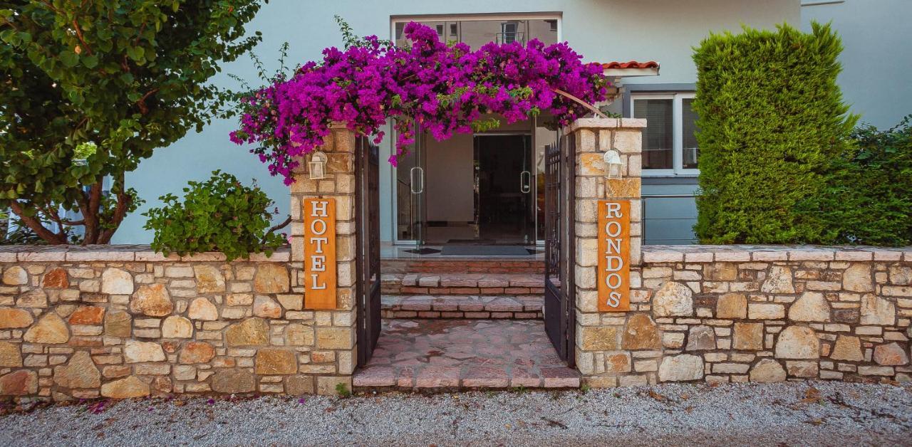 Rondos Hotel Himare Exterior foto