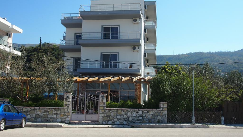 Rondos Hotel Himare Exterior foto
