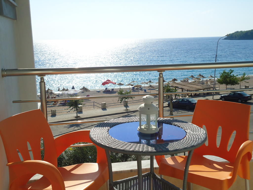 Rondos Hotel Himare Exterior foto