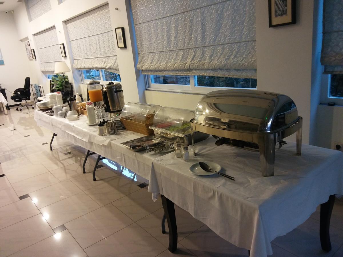 Rondos Hotel Himare Exterior foto