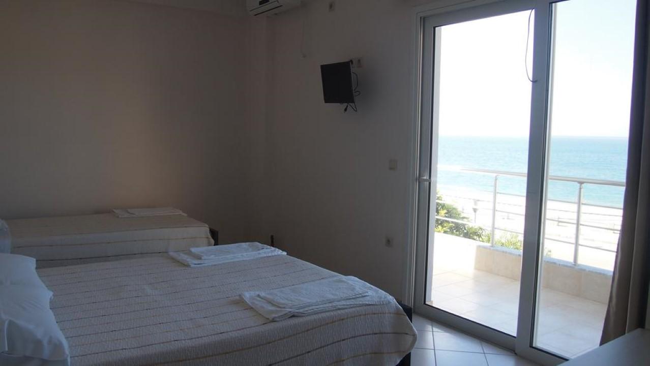 Rondos Hotel Himare Exterior foto